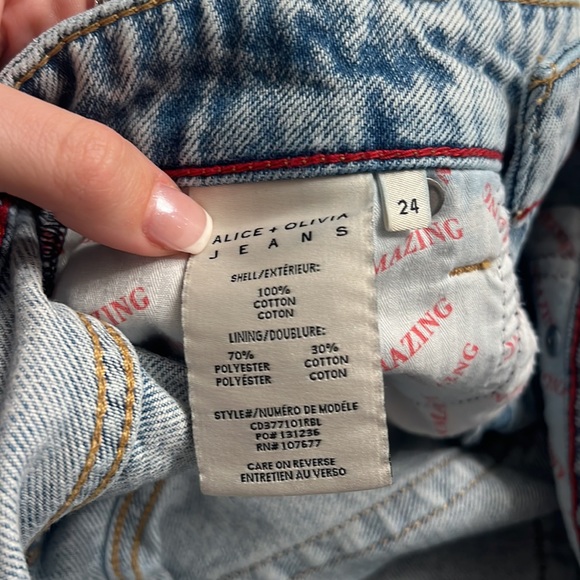 ALICE + OLIVIA AMAZING HIGH RISE DENIM VINTAGE SHORT ROCKSTAR BLUE - Picture 8 of 9